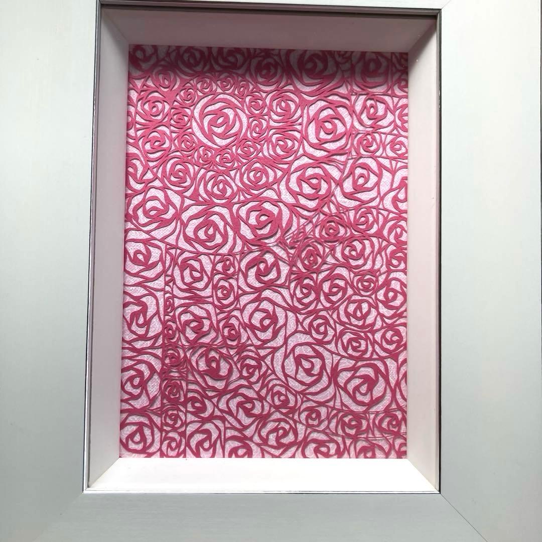 デザイン アート　ピンクの薔薇　切り絵　美　内なる宇宙　潜在意識