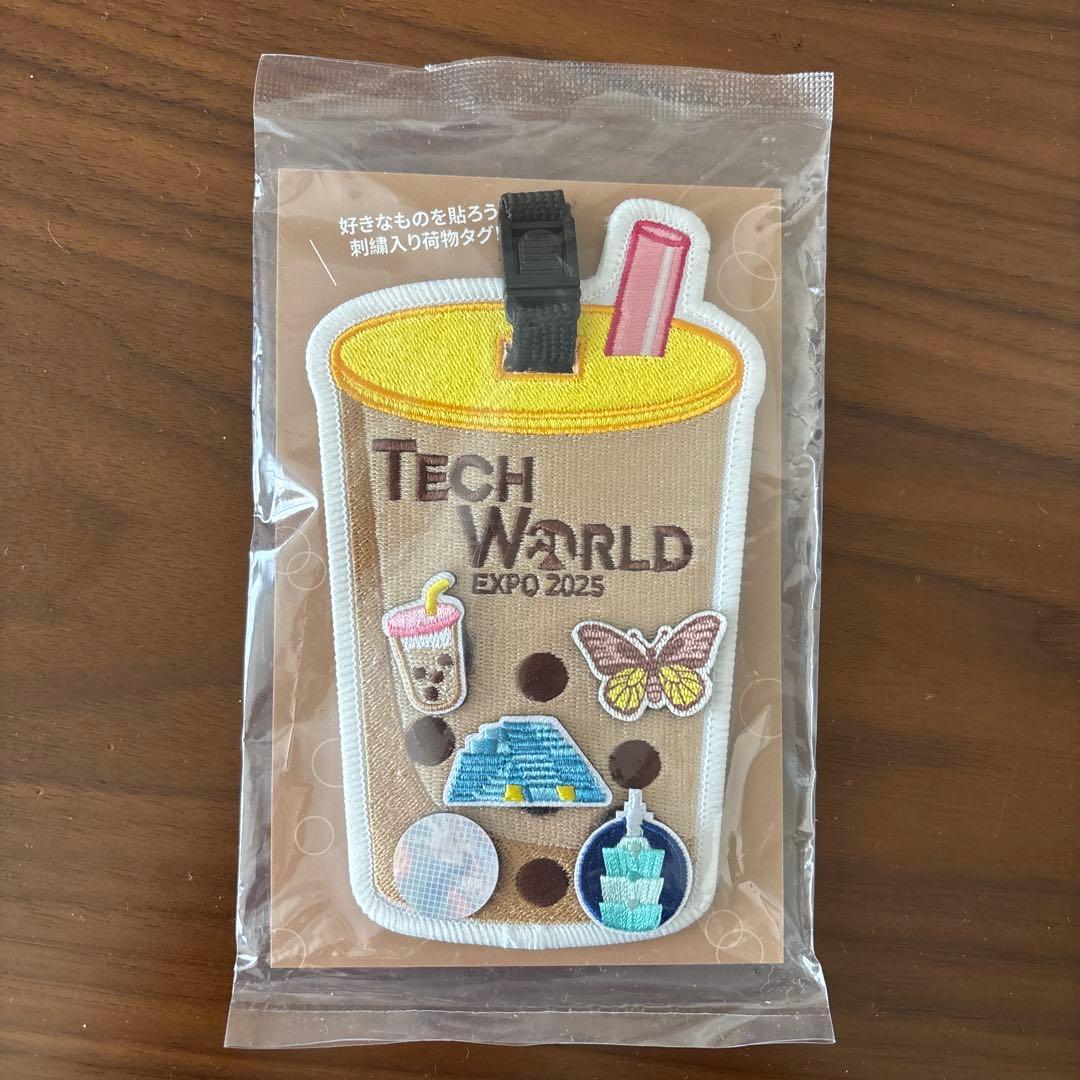 大阪関西万博 記念品 TECH WORLD ストラップ - メルカリ