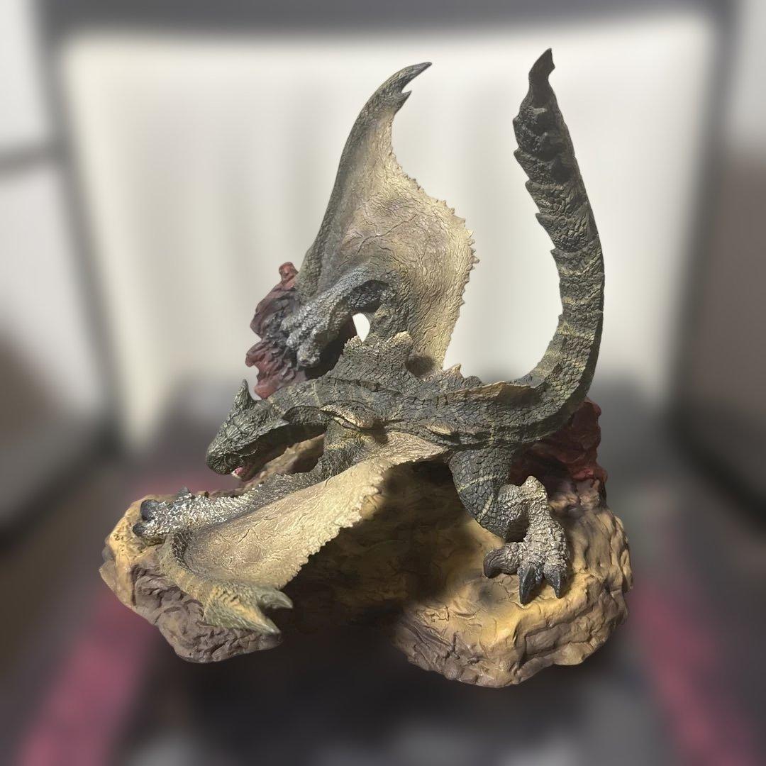 【最終価格】モンスターハンター ティガレックス亜種　クリエイターズモデル
