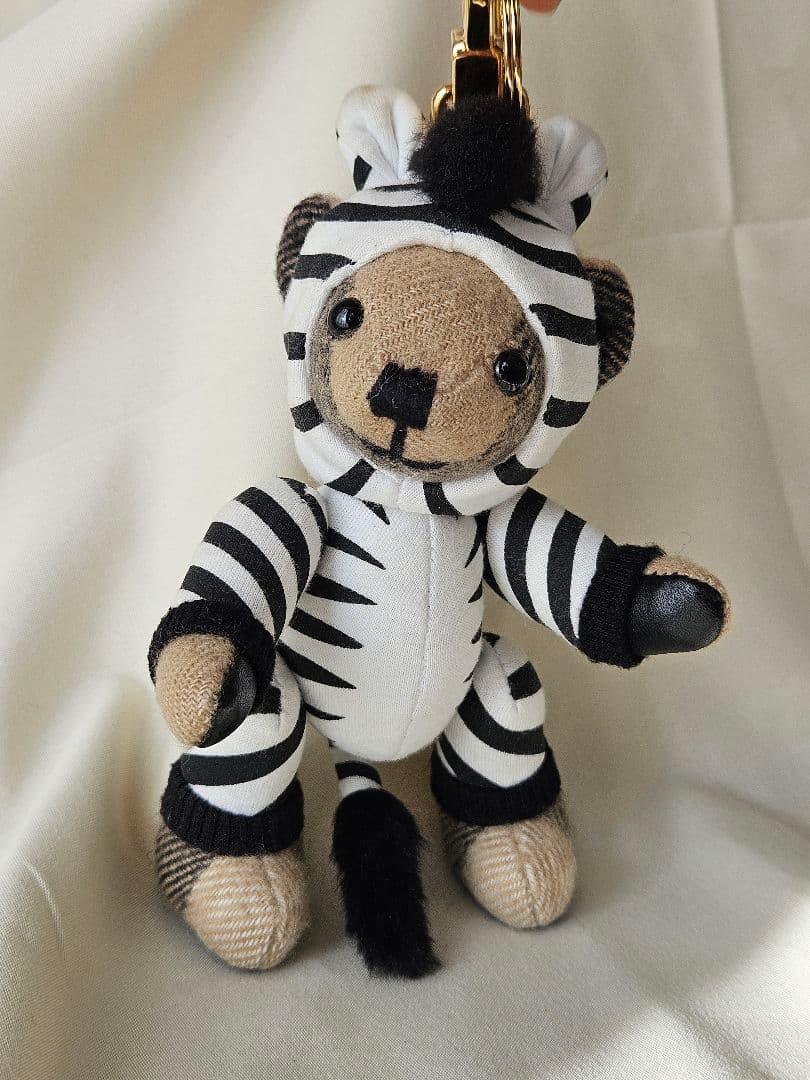 BURBERRY バーバリー ゼブラコスチューム トーマスベア チャーム