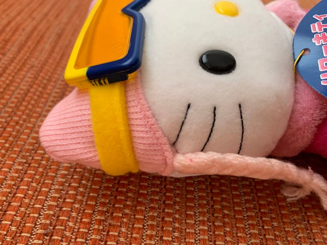 キティ　スノーボード　ぬいぐるみ