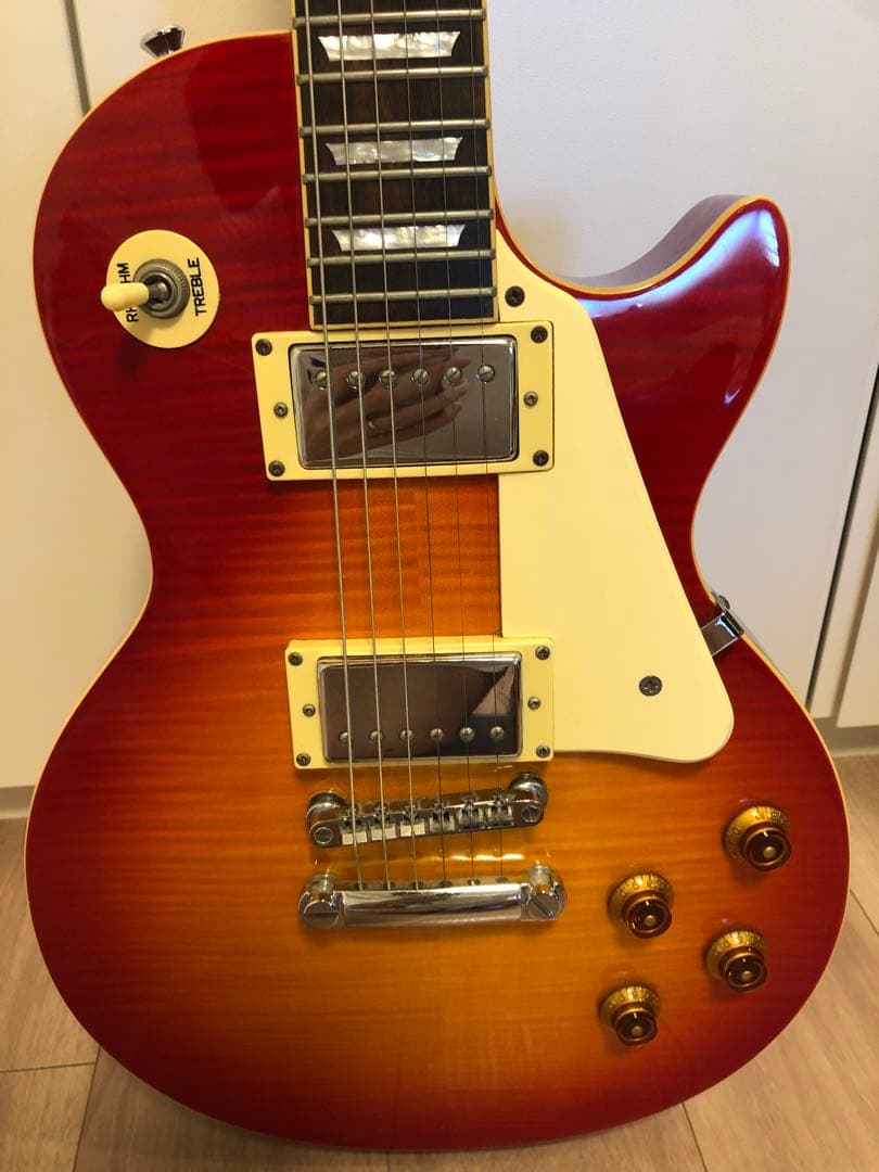 エピフォンEpiphone Les Paul エレキギター