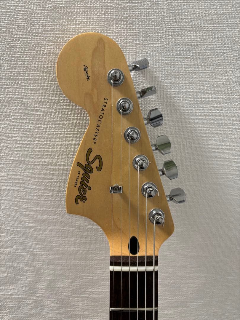 Squier レフティ Affinity ストラトキャスター サンバースト 左