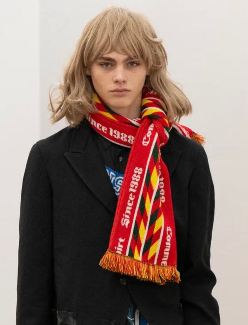 新品 2025AWコムデギャルソンシャツ マフラー - メルカリ