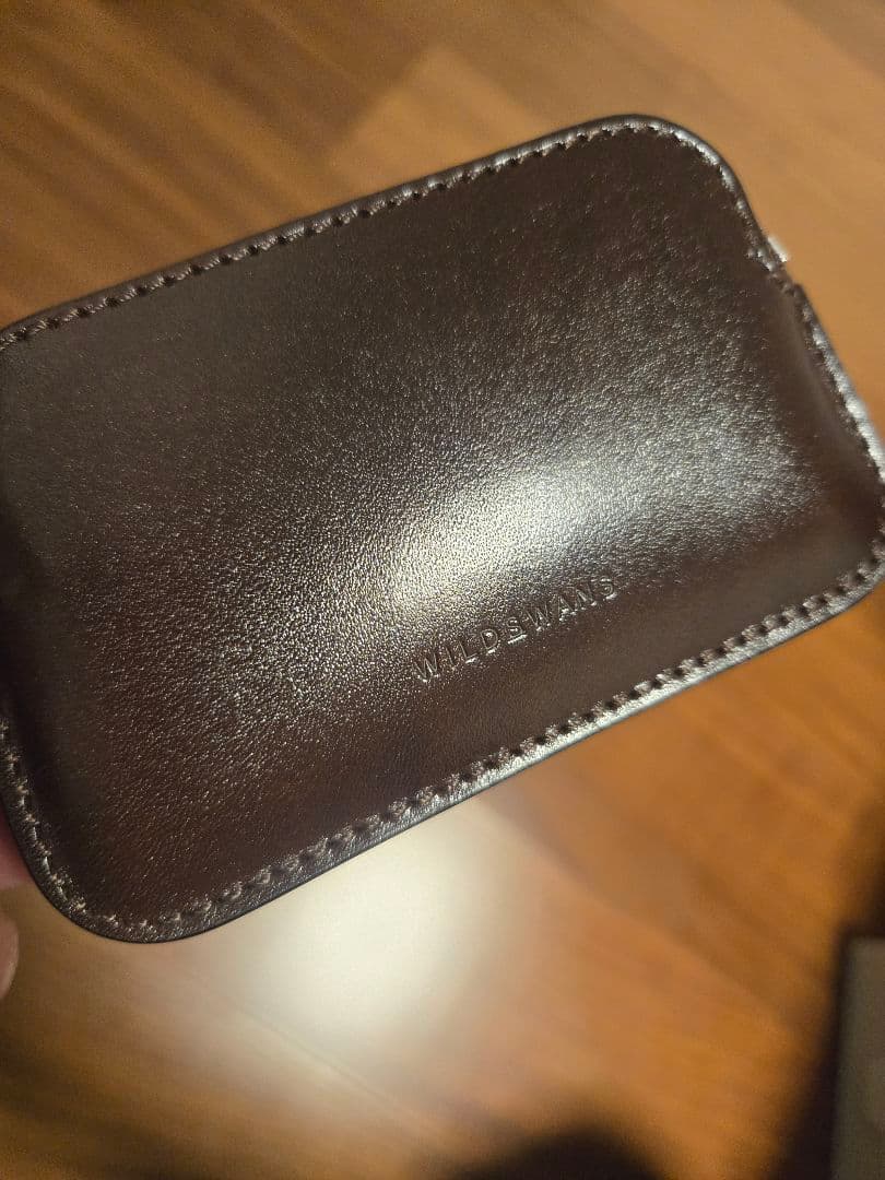 WILD SWANS minas - メルカリ