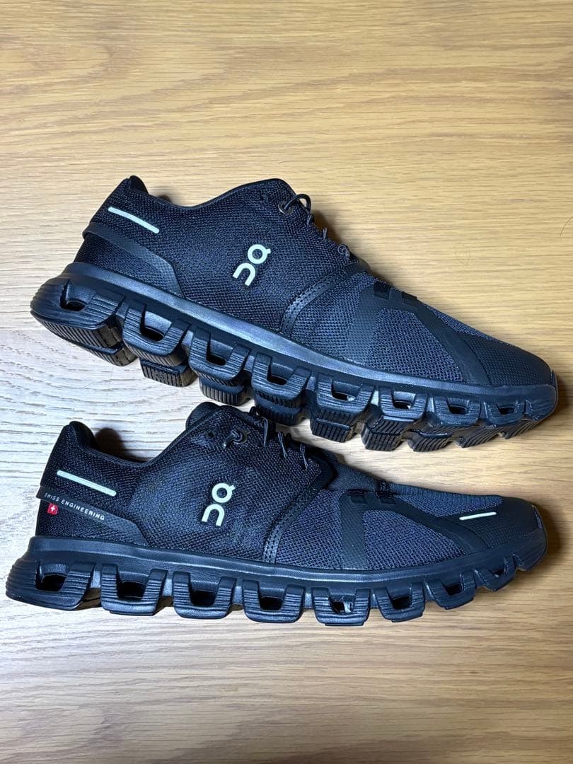 On オン　Cloud6 スニーカー　ランニングシューズ　黒　26.5cm