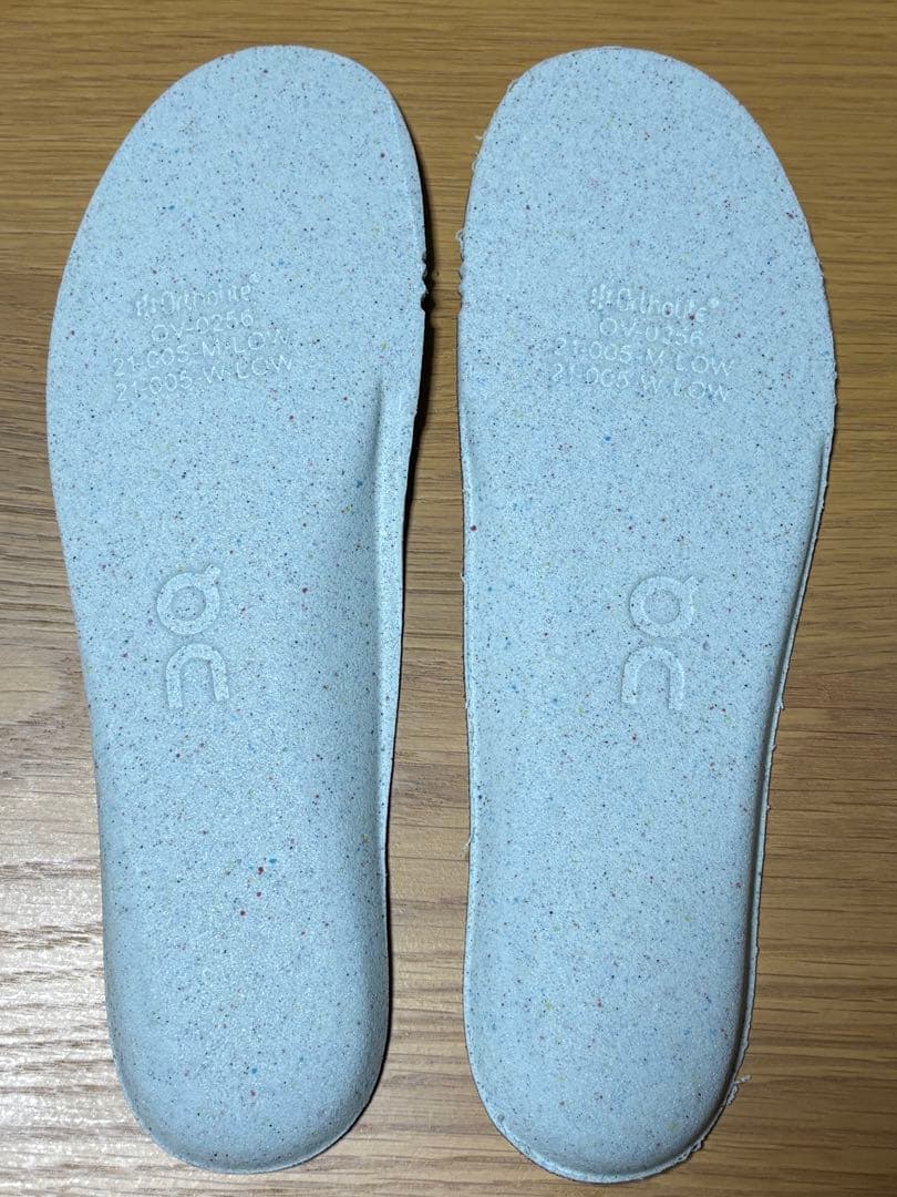 On オン　Cloud6 スニーカー　ランニングシューズ　黒　26.5cm