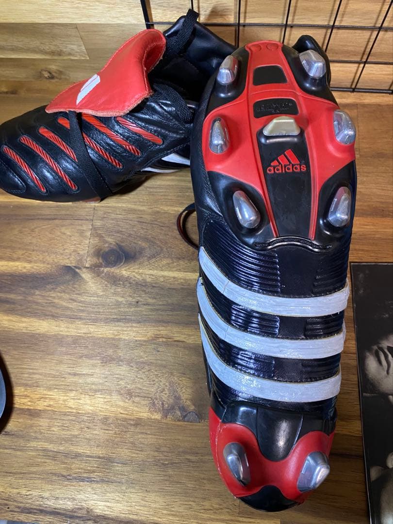 adidas アディダス　プレデター　パルス　SG 27.5cm