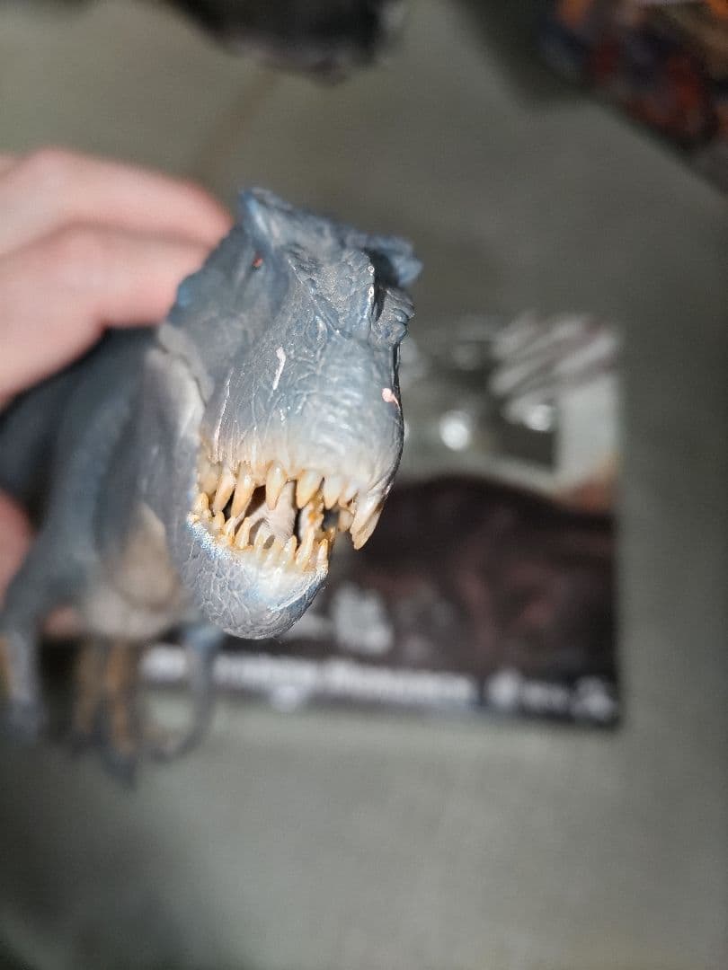 本心楠改　VーREX バスタトサウルス