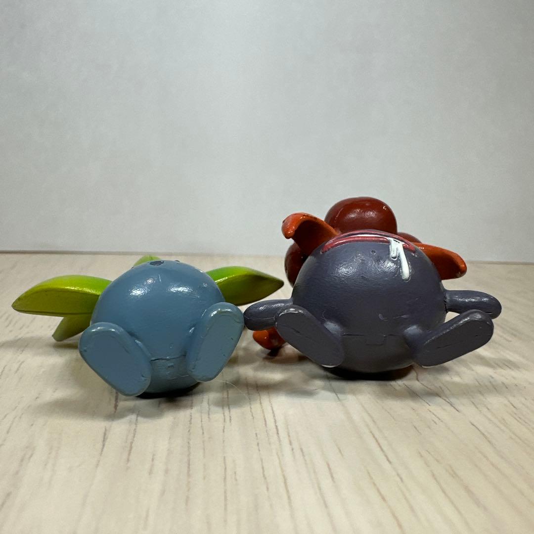 【希少】モンコレ初期4点セット　ナゾノクサ　クサイハナ　ラフレシア　キレイハナ