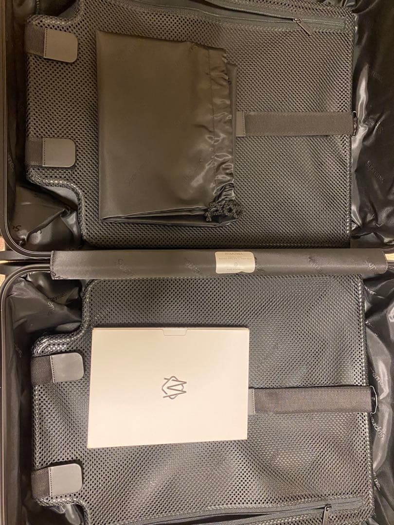 Supreme × Rimowa Cabin Plus 49.0L