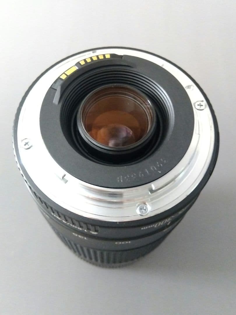 Canon EFレンズ2本（28-80/75-300mm）＋バッグ＋フィルター付