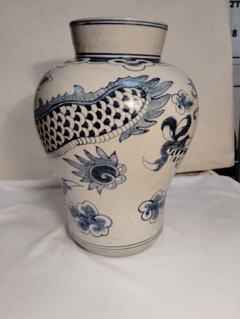 中国李朝 染付龍文壺 李朝 龍文染付大壷 | やましょう