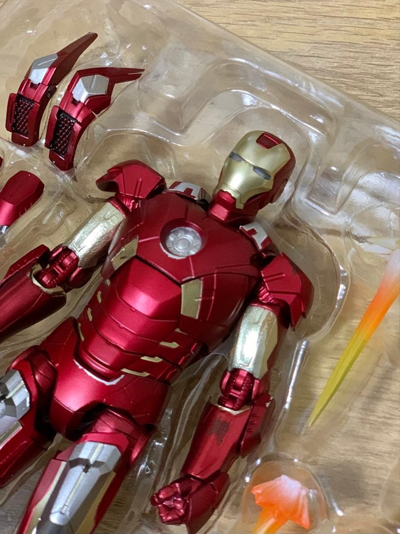 S.H.Figuartsアイアンマンマーク7 AVENGERS ASSEMBLE