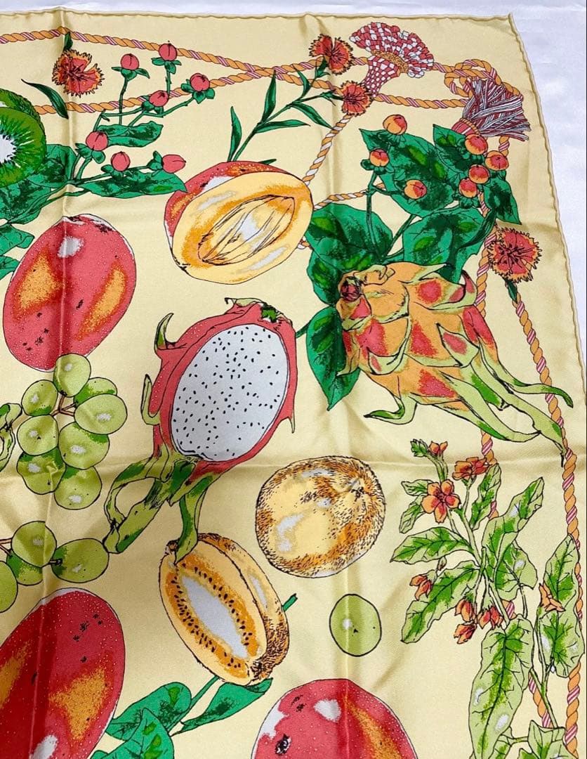 マニプリ manipuri フルーツバスケット スカーフ ベージュ イエロー