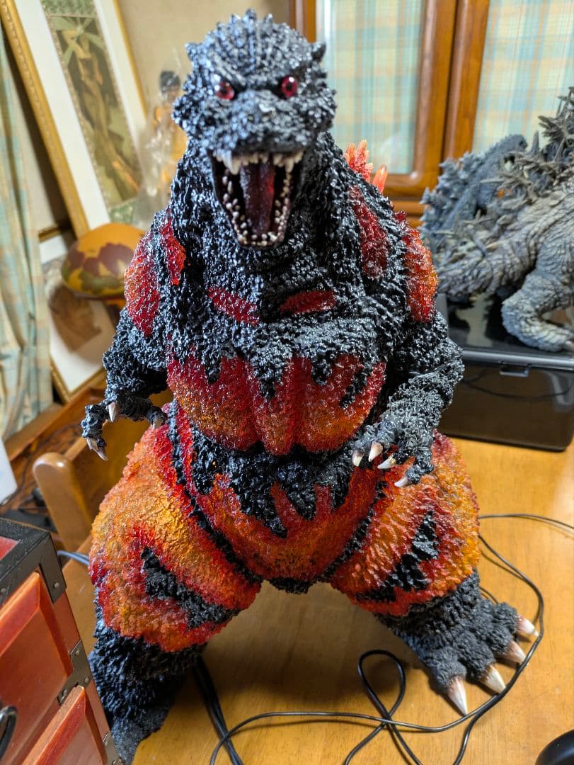 バ-ニングゴジラ特大50センチ要引き取り