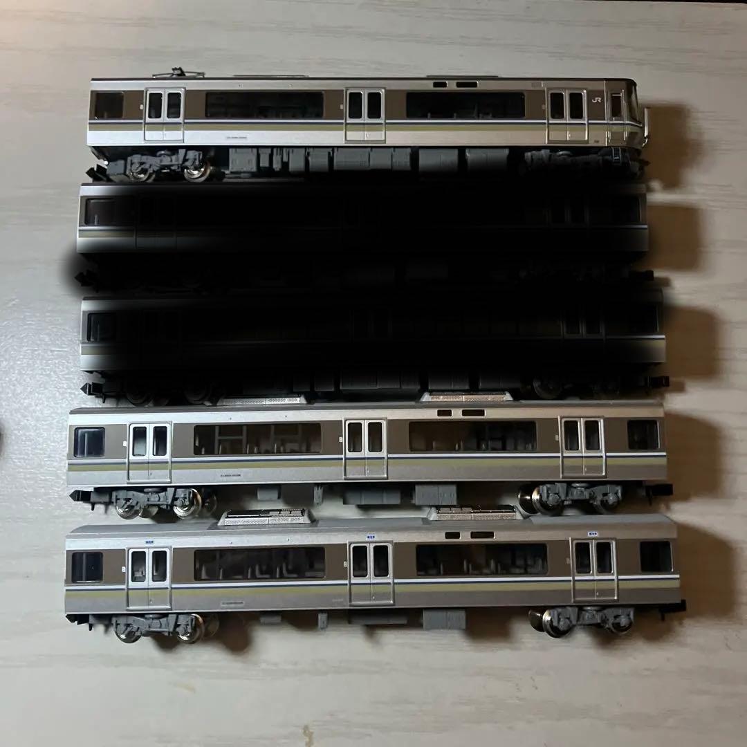 トミックス　223系2000番台1次車　モーター無し中間車4両セット　ジャンク品