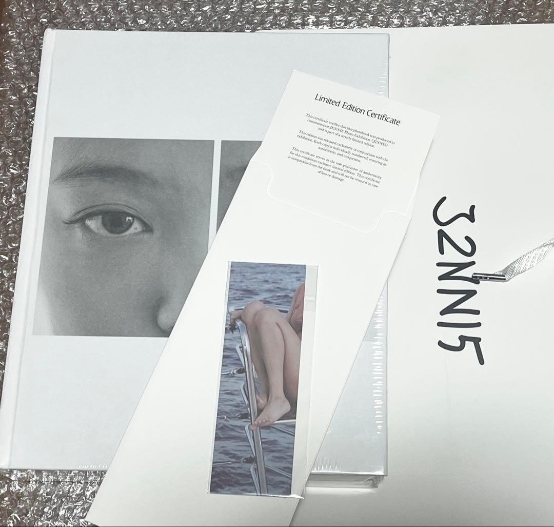 JENNIE J2NNI5 写真展 ジェニ 写真集 フォトブック しおり付き - メルカリ