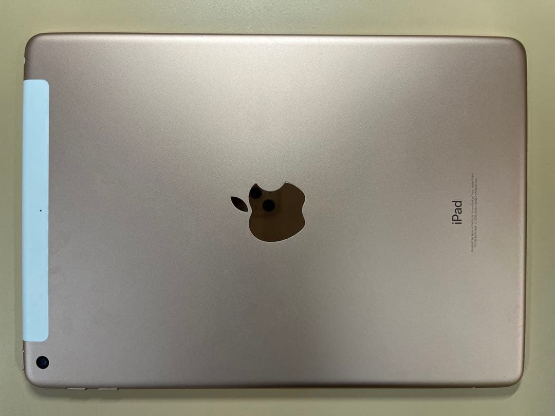 Apple iPad第6世代 32GB ブラックカバー付き Amazon.co.jp: 【整備済み品】 Apple iPad (第6世代) Wi-Fi 32GB