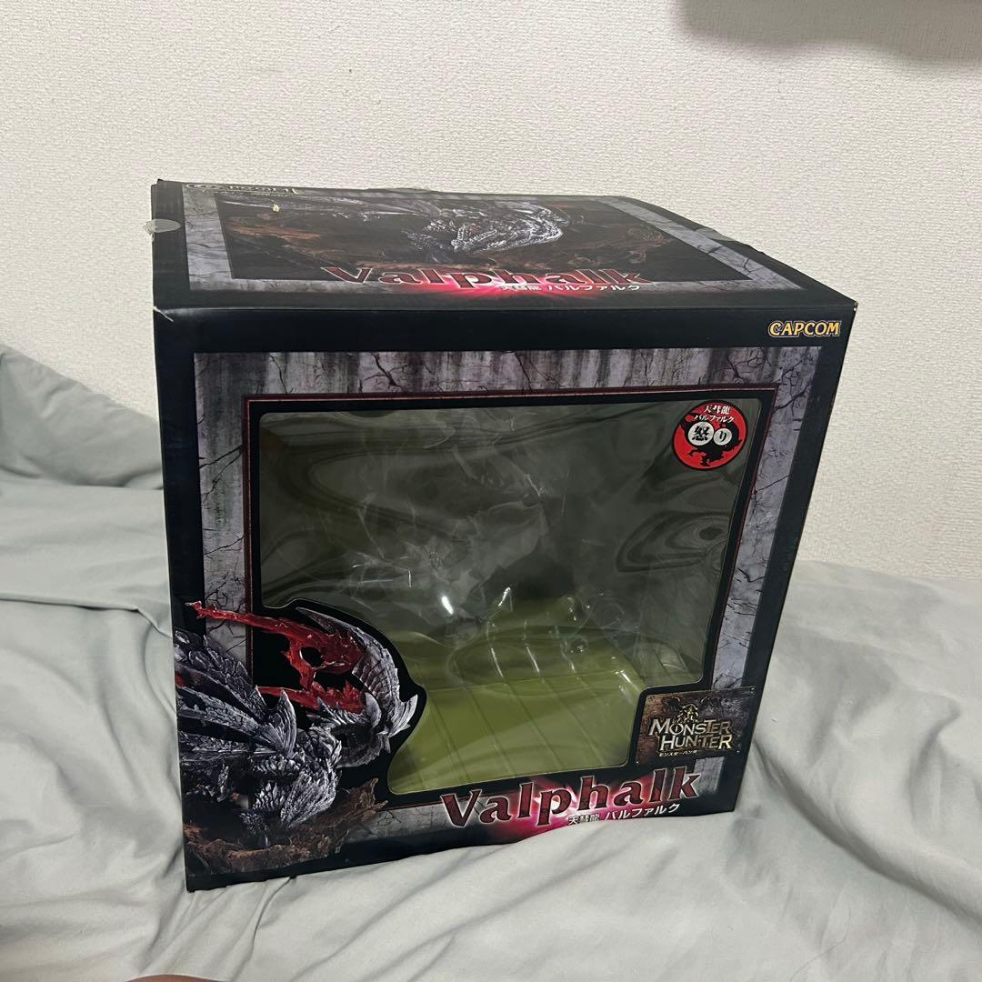 モンハン】クリエイターズモデル 銀火竜 リオレウス希少種 - メルカリ