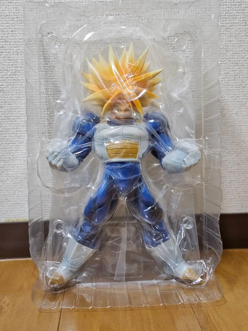 ドラゴンボール 一番くじ フィギュア 超トランクス E賞 MASTERLISE