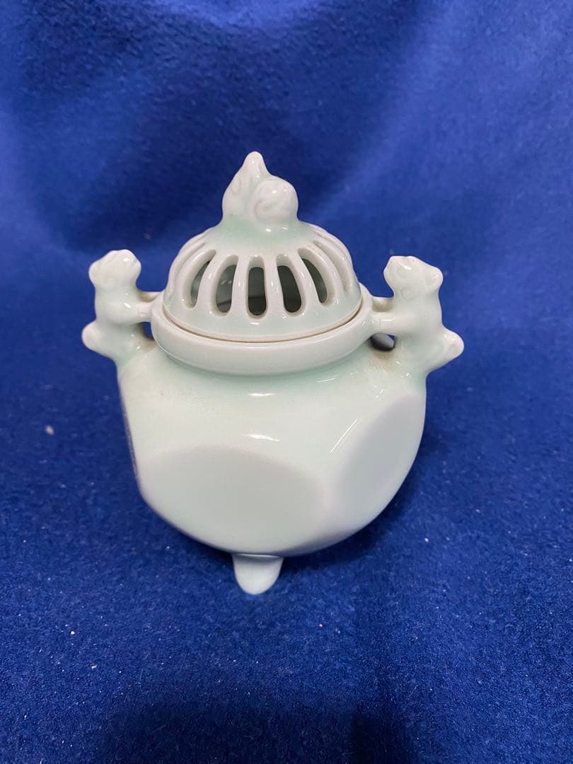 青磁の香炉 青磁 竹筒型 有田焼 | 楚々 | 香り・フレグランスの日本香堂