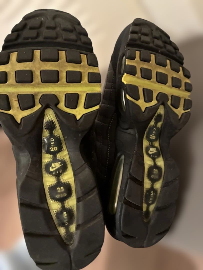 Nike Air Max 95 イエローグラデ　26.5cm