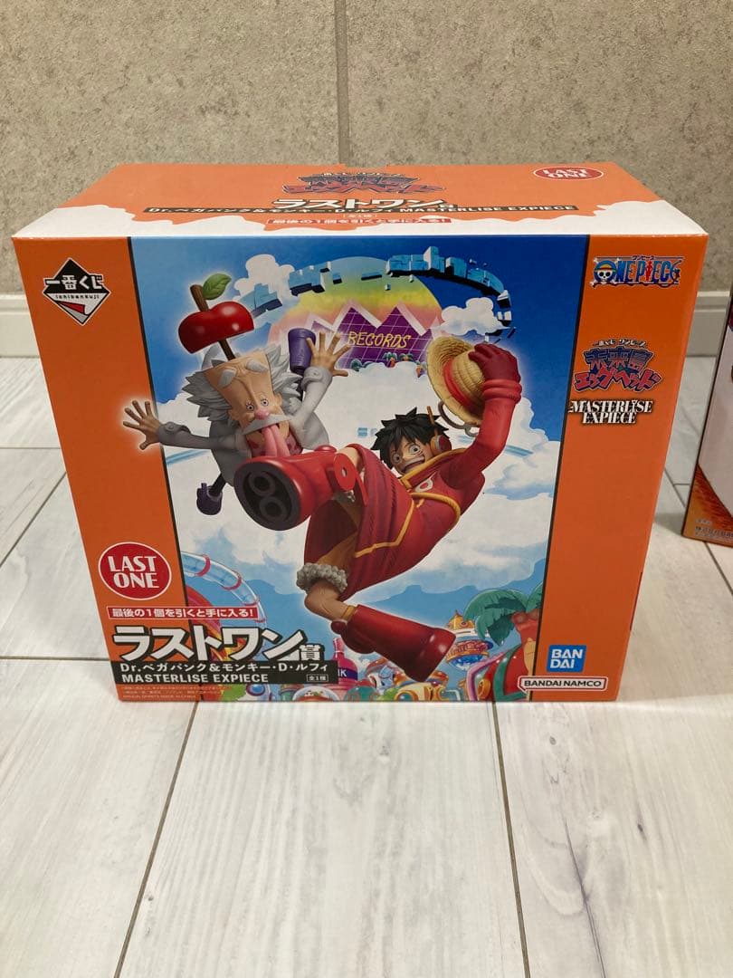 ワンピース　一番くじ　A賞と未来島エッグヘッドのラストワン。各1個。