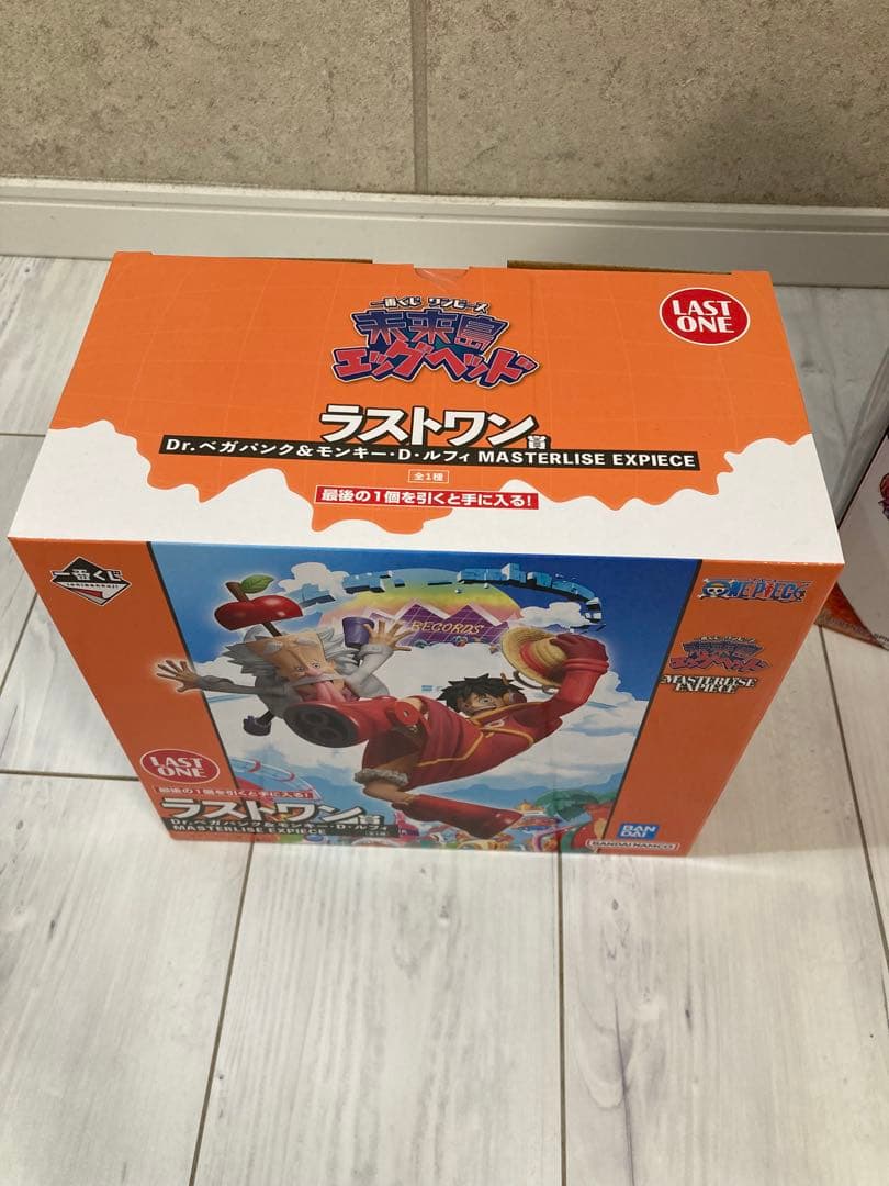 ワンピース　一番くじ　A賞と未来島エッグヘッドのラストワン。各1個。