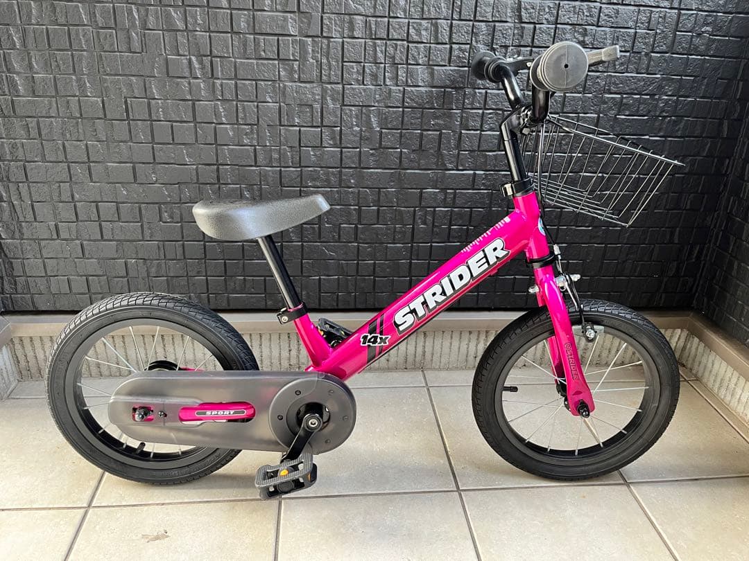 美品】ストライダー 14X フューシャピンク - メルカリ
