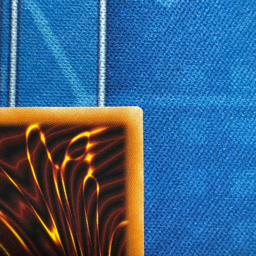 スカーレッドノヴァドラゴン　プリシク　イラスト違い