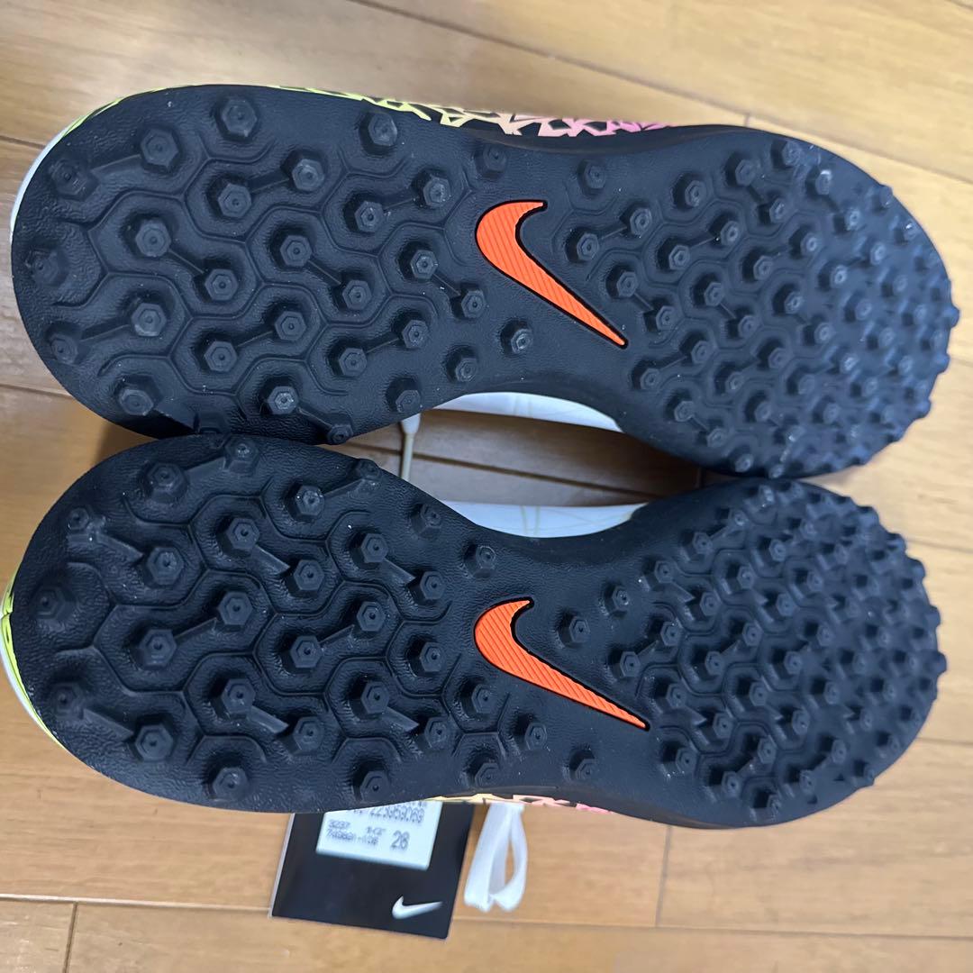 ナイキ ハイパーヴェノム フェイドⅡ 激レア - メルカリ