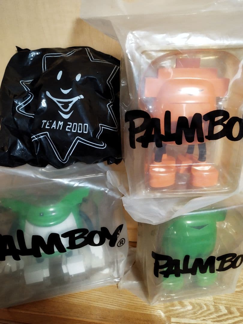 匿名配送無料　未開封品　DEVILLOCK PALMBOY オレンジ　グリーン 匿名配送無料 未開封品 DEVILLOCK PALMBOY オレンジ グリーン - メルカリ