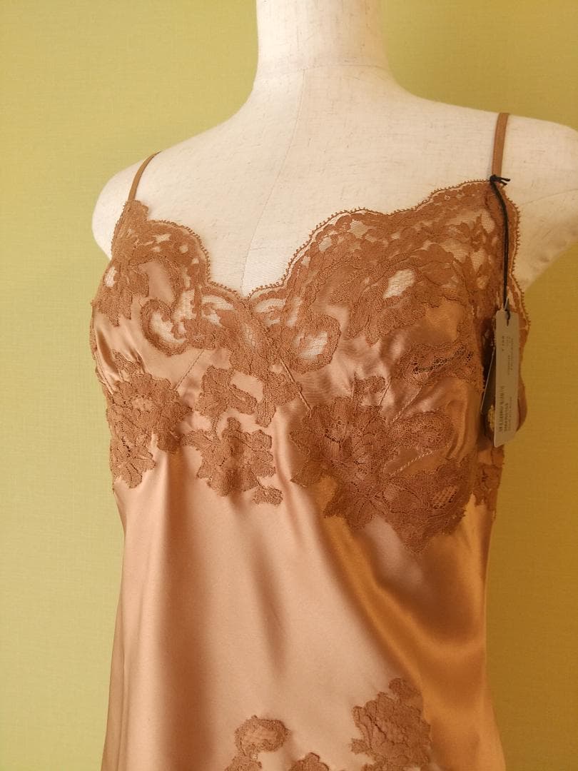 専用《マルジョレーヌ》Marjolaine　シルクスリップ　FR38 ②