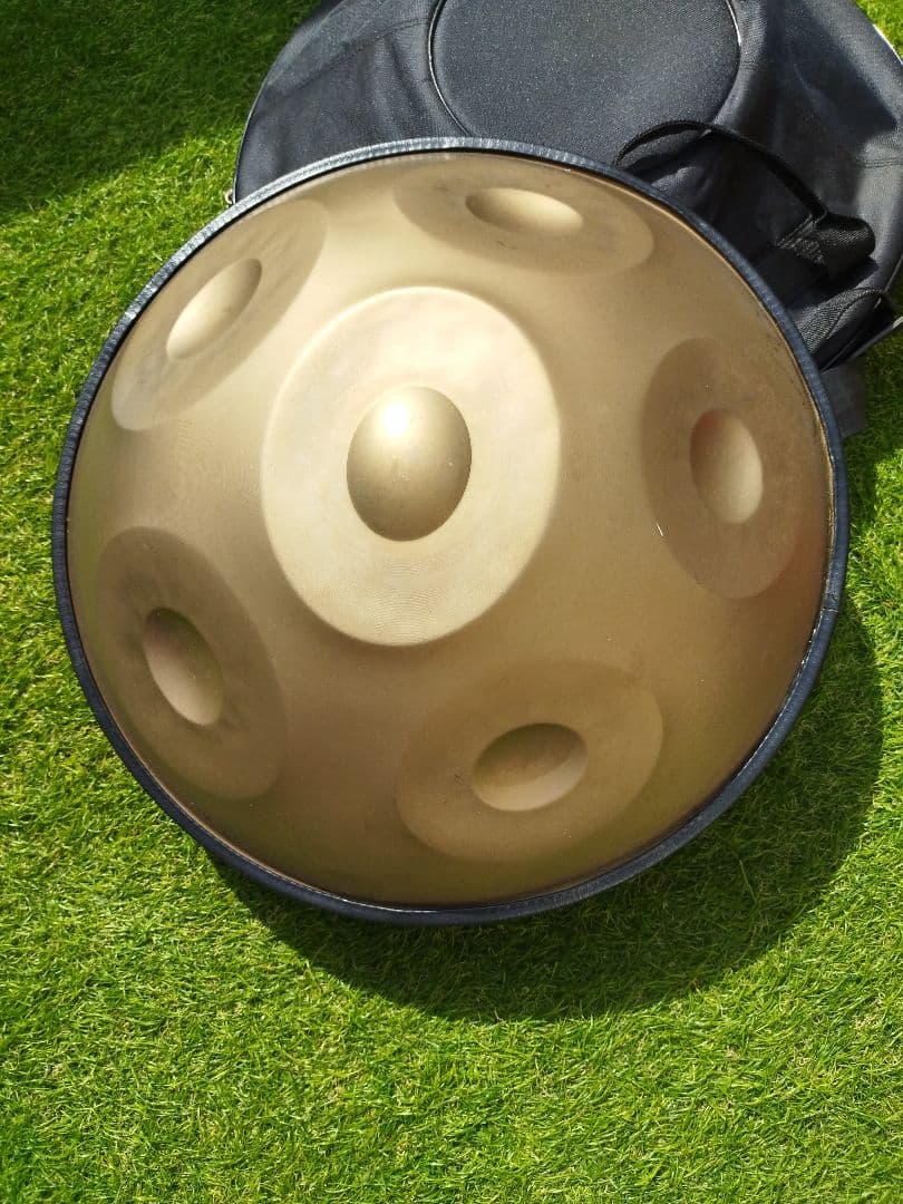 ハンドパン 45cm 6音 ケース付 スイスA3 C4 D4 E4 F4 G4） Amazon.co.jp: ZEYUAN ポータブルハンドパン ハンドパン ハンドドラム