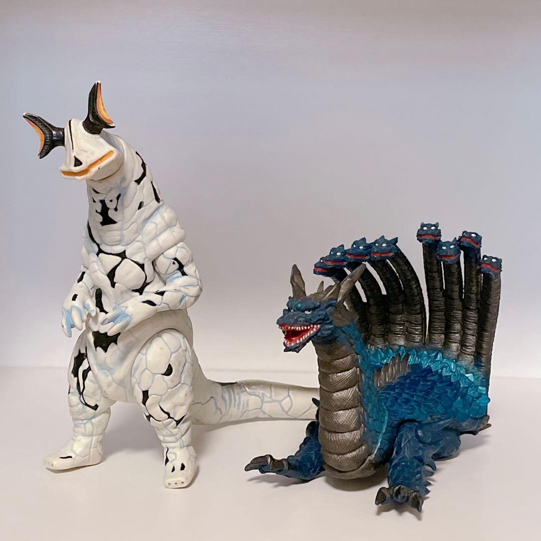 2000年 バンダイ ソフビ ウルトラマン 怪獣 エレキング ミズノエノ