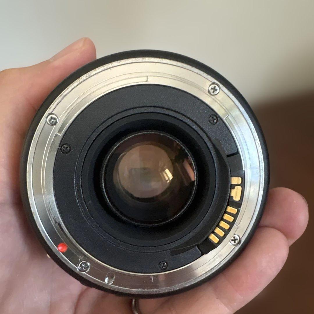 SIGMA 70-210mm f/3.5-4.5 APO Macroレンズ