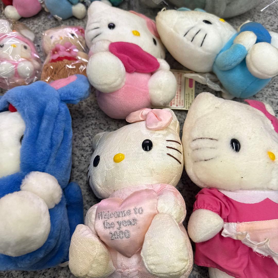 咲*音様 ハローキティ ぬいぐるみ まとめ売り サンリオ 19体セット 小物 格