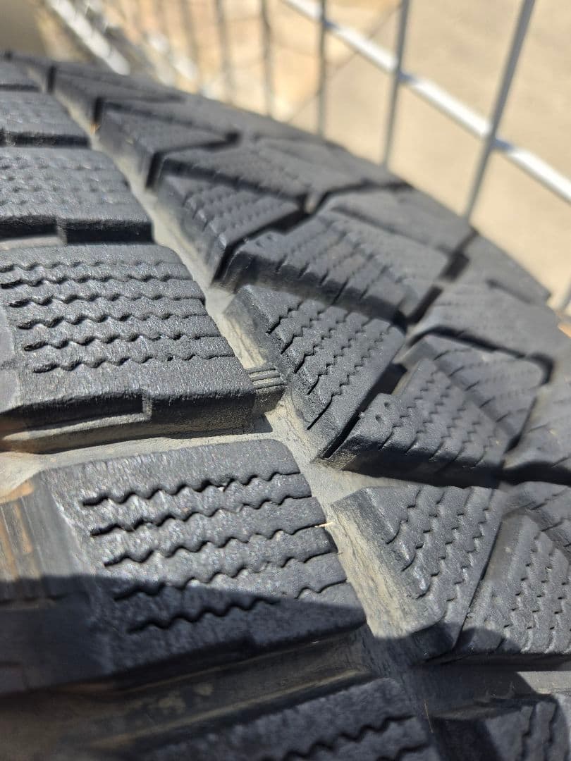 235/55/R18 スタッドレス ブリジストン ブリザック 4本セット