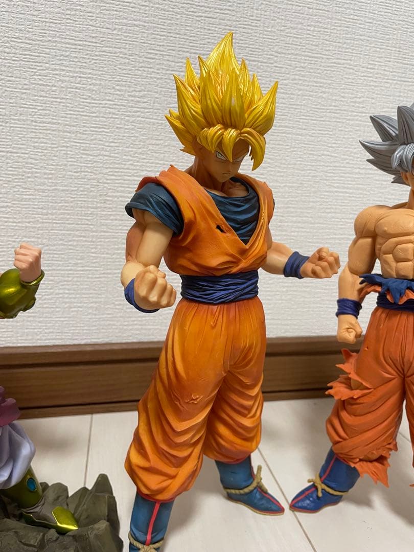 ドラゴンボール フィギュア　グランディスタ　孫悟空　一番くじ　ブロリー