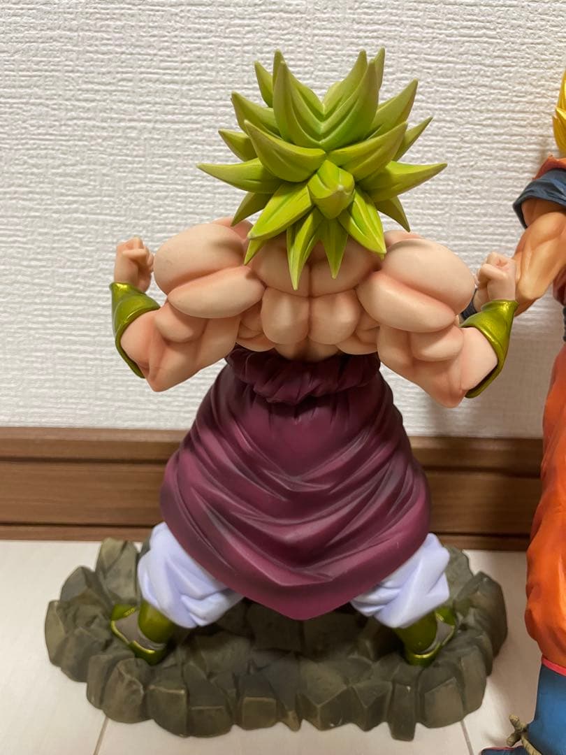 ドラゴンボール フィギュア　グランディスタ　孫悟空　一番くじ　ブロリー