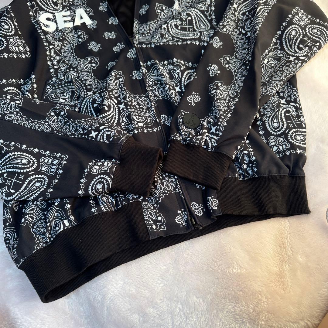 美品》完売品 WIND AND SEA × FR2 GOLF ペイズリー柄 - メルカリ