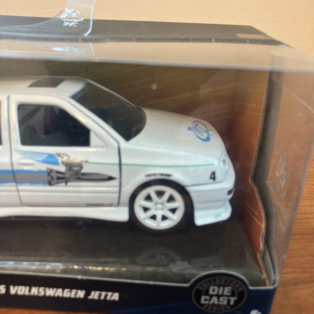 初代ワイルドスピード ジェシーの Jetta 1/32 ダイキャストミニカー