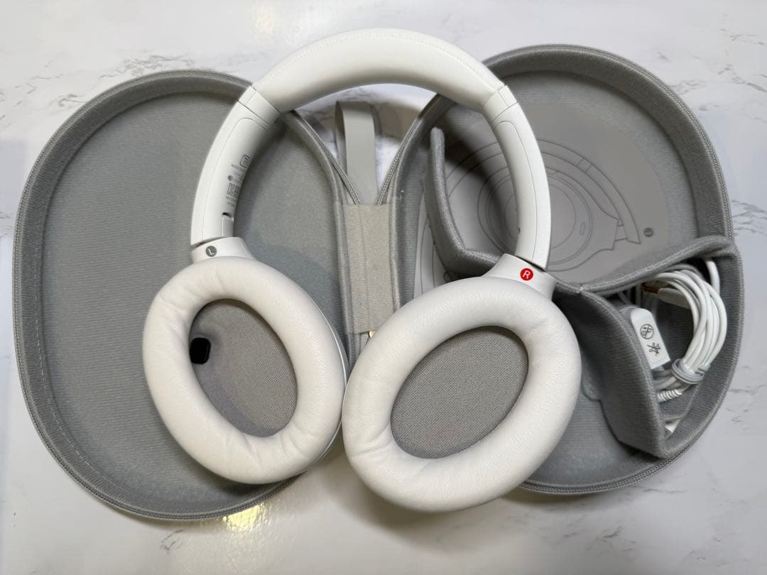 SONY WH-1000XM4 限定カラー サイレント ホワイト 箱 説明書付き