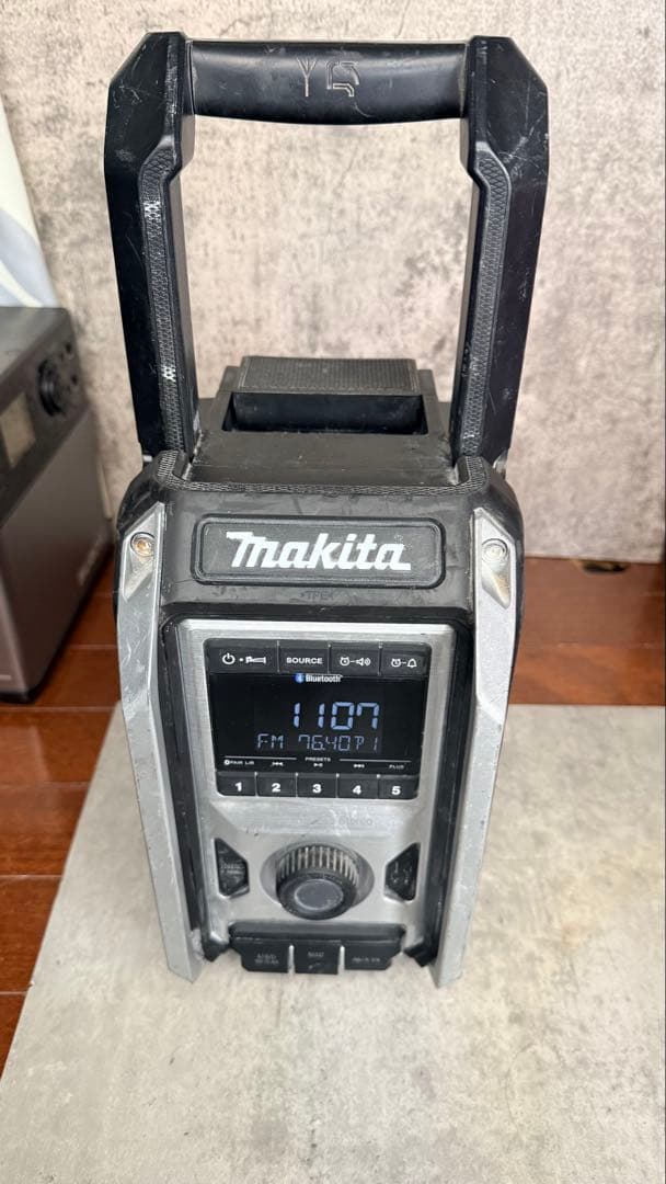 Makita Bluetooth ワイヤレスステレオラジオ　MR113 マキタ（makita） 充電式ラジオ 青 MR113 本体のみ ※バッテリー・充電