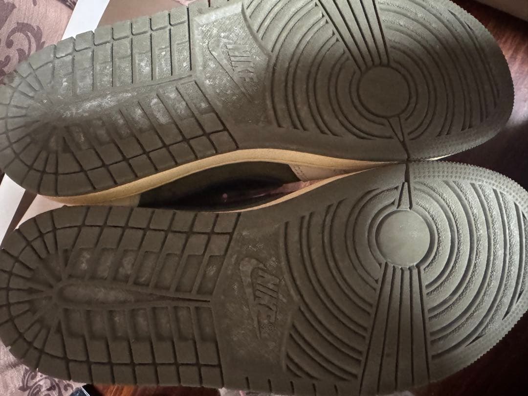 AJ1 LOW travis リバースオリーブ　25.5cm 最終値下