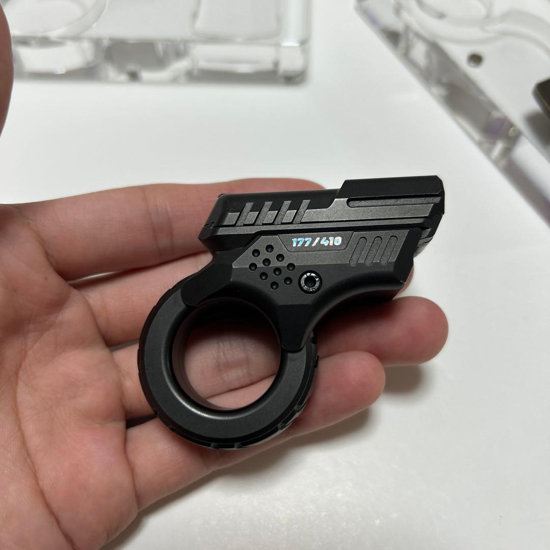 ACEdc × GoBiggeR Zoom フィジェットトイ - メルカリ