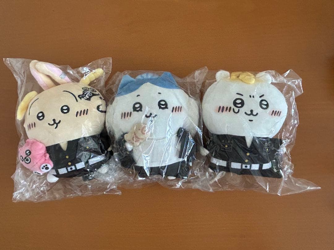 ちいかわ　東京卍リベンジャーズ　コラボマスコット　ぬいぐるみ