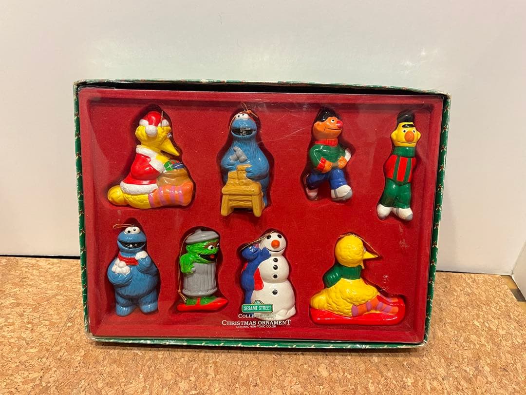 セサミストリート クリスマスオーナメント 陶器 セサミストリートマーケット」初のクリスマス！この時期だけの