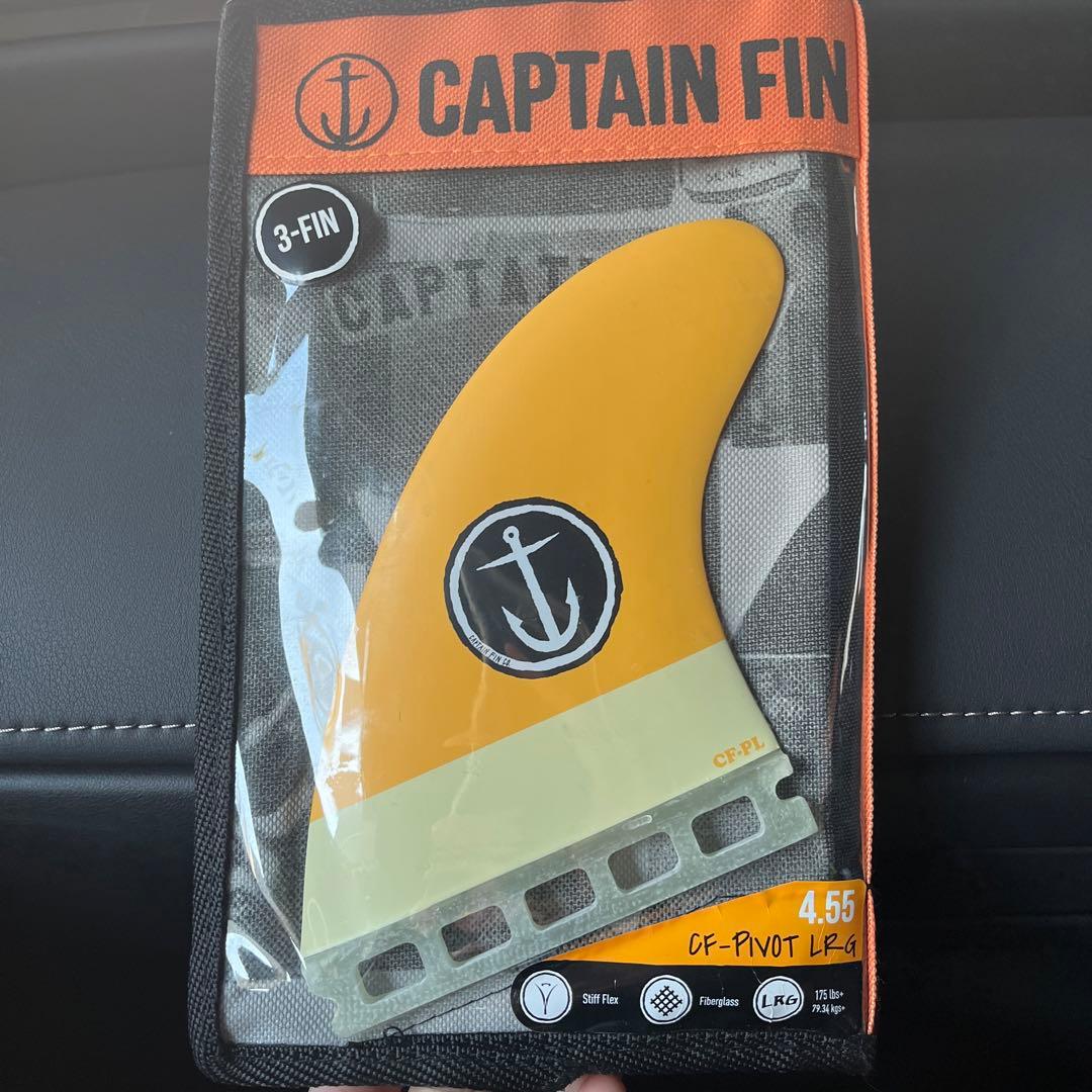 CAPTAIN FIN CF-PIVOT LE-4 3フィン CF Pivot - Salmon - Captain Fin